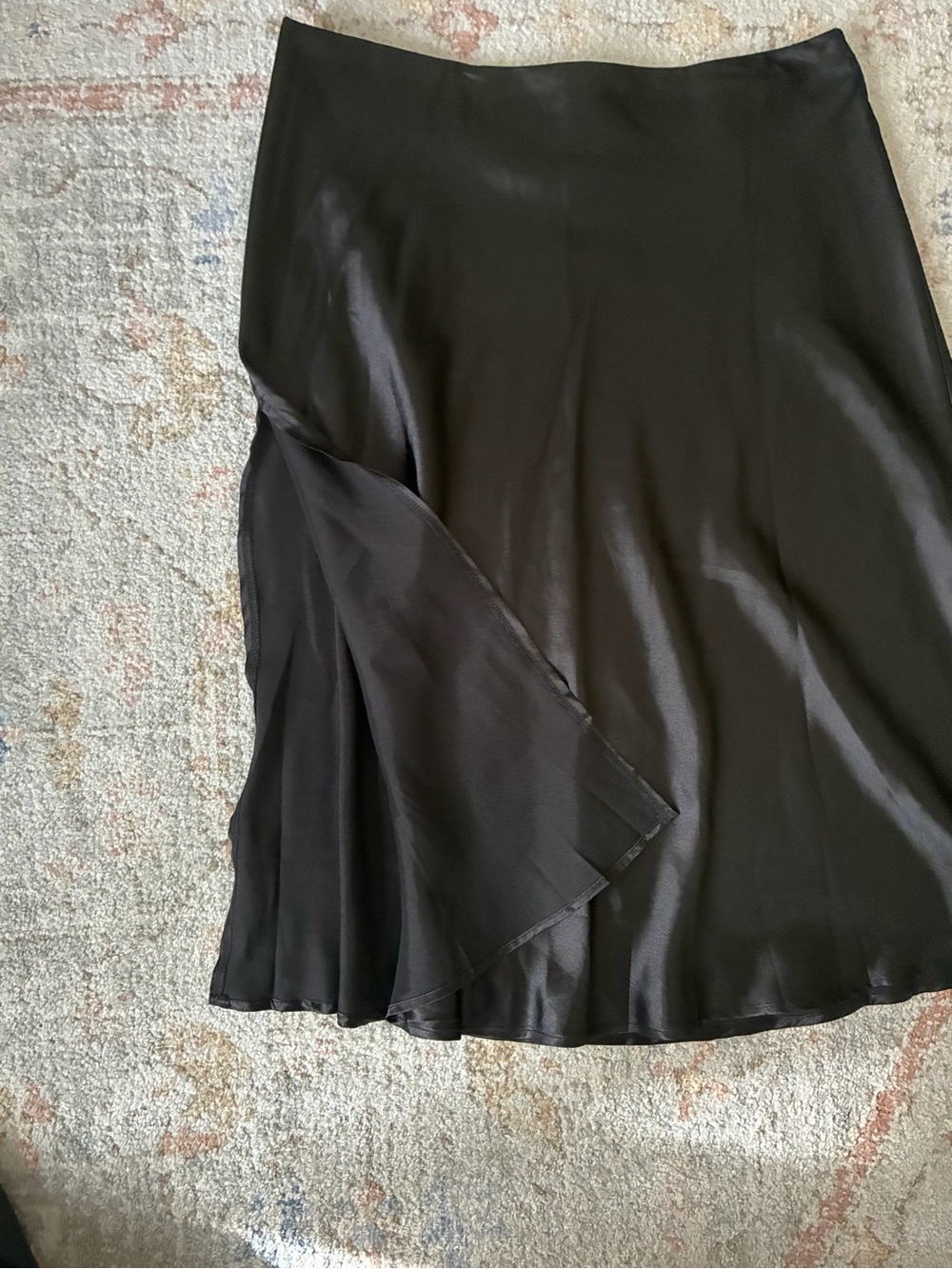 NWT-Verdusa Black Satin Skirt-Size XL - Picture 4 of 7
